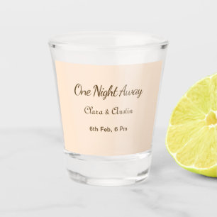 Vaso De Chupito Cena de ensayo Una noche lejos marrón naranja past