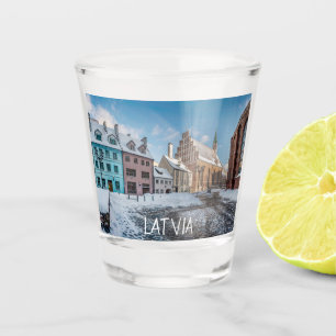 Vaso De Chupito Centro de invierno nevado en Riga, Letonia