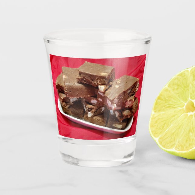 Vaso De Chupito Cherry Chocolate Fudge Marshmallow En Una Placa (Anverso)