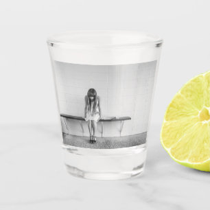 Vaso De Chupito Chica preocupado