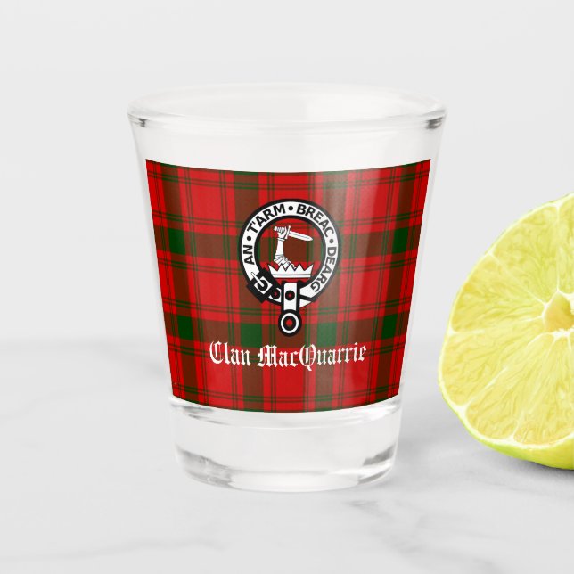Vaso De Chupito Clan MacQuarrie Tartan y Escudo (Anverso)