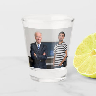 Vaso De Chupito Conoció al Presidente Joe Biden Añadir la foto