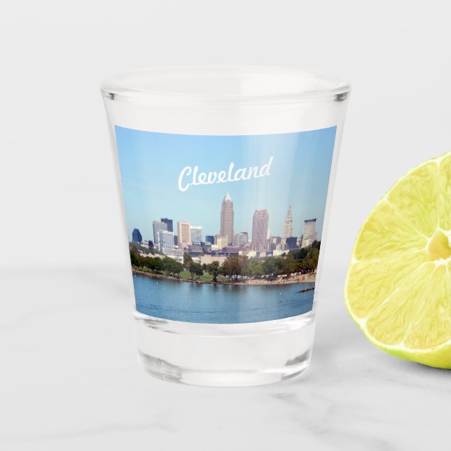 Vaso De Chupito Cristal de disparo en el Skyline Lake de Cleveland (Anverso)