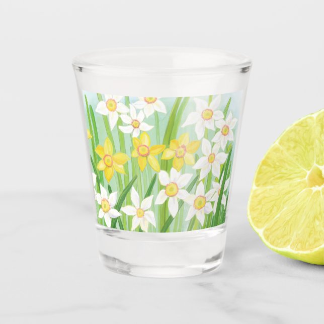 Vaso De Chupito Dafóditos amarillos y blancos en primavera (Anverso)