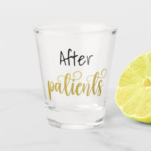 Vaso De Chupito Después de los pacientes Médica de enfermería d