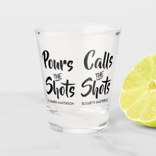 Vaso De Chupito Divertido Sirve Los Tiros Llama A Los Tiros