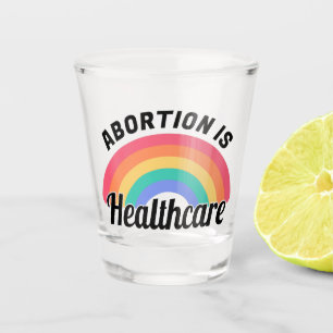 Vaso De Chupito El aborto es la atención médica