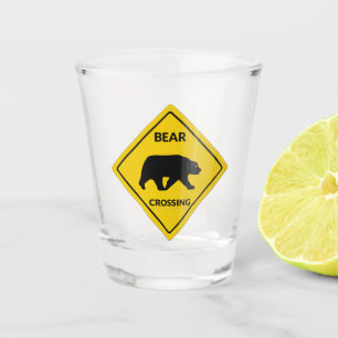 Vaso De Chupito El oso de SlipperyJoe cruzando la silueta del oso
