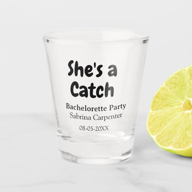 Vaso De Chupito Ella es una captura nombre de despedida de soltera (Anverso)