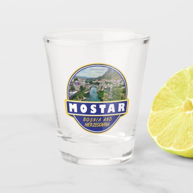 Vaso De Chupito Emblema de arte de viajes de Mostar Bosnia y Herze (Anverso)