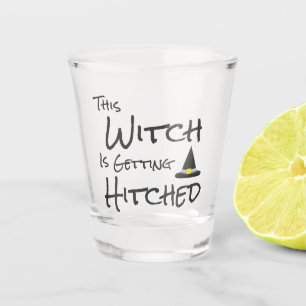 Vaso De Chupito Esta Bruja Se Está Volviendo Golpeada.