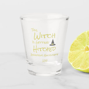 Vaso De Chupito Esta Bruja Se Está Volviendo Golpeada.