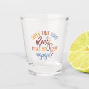 Vaso De Chupito ¿Este anillo me hace ver comprometido?