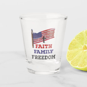 Vaso De Chupito Faith Family Freedom Cross con bandera