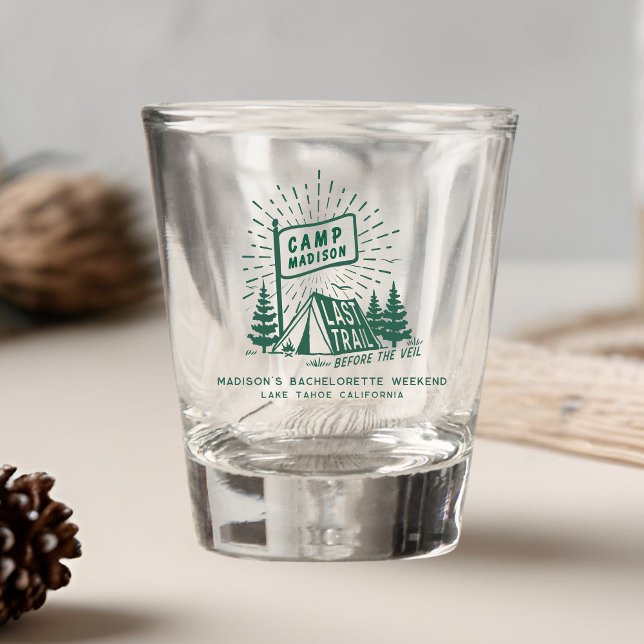 Vaso De Chupito Fín de semana de acampada para chicas solteras Ret (Subido por el creador)