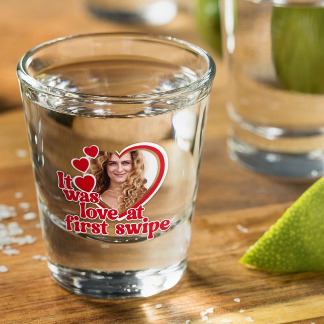 Vaso De Chupito Foto divertida del corazón enamorado (Subido por el creador)