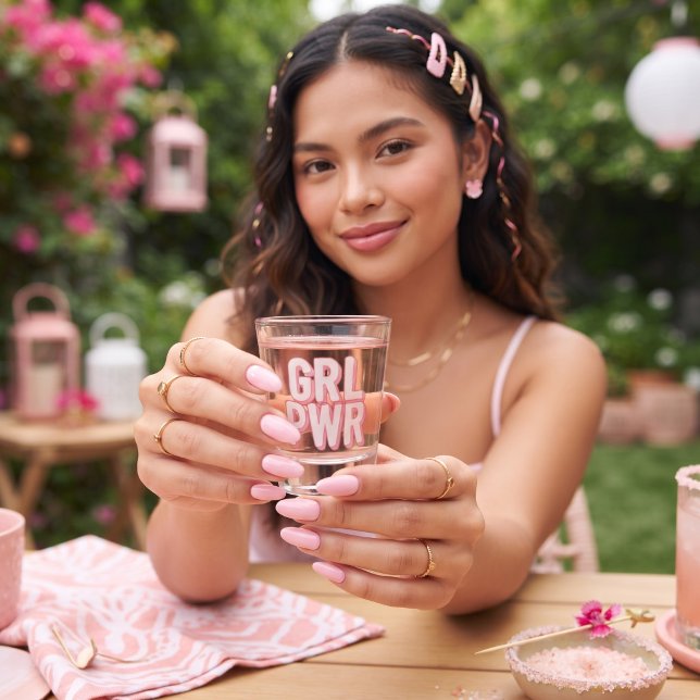 VASO DE CHUPITO GRL PWR (Subido por el creador)