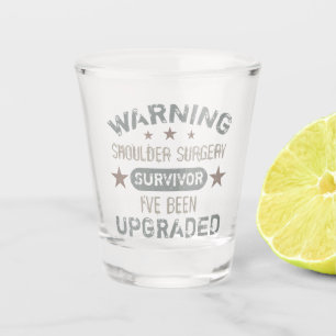 Vaso De Chupito Humor de cirugía de hombro mejorado