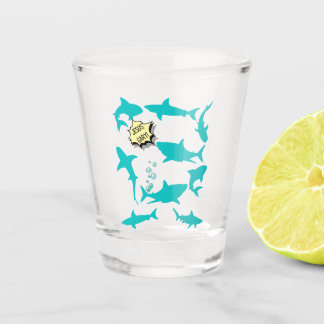 Vaso De Chupito Humor de drama de arte de tiburón