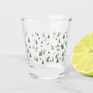 Vaso De Chupito Ilustración de esquiadores en descenso