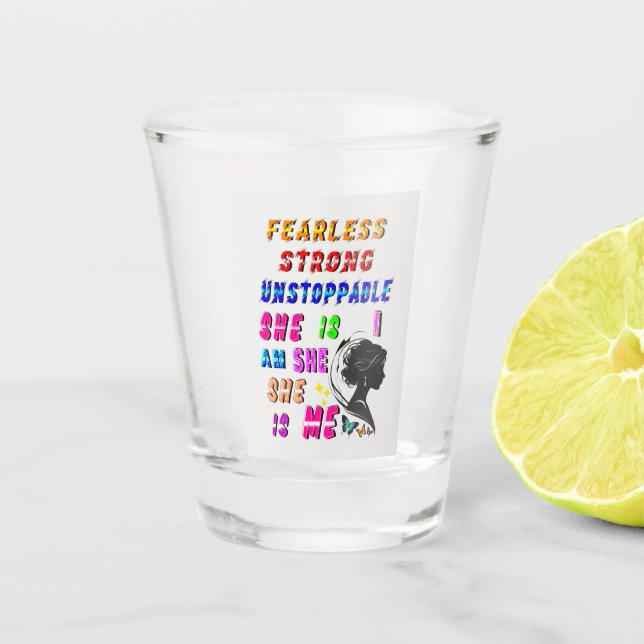 Vaso De Chupito Imparable e intrépida Es (Anverso)