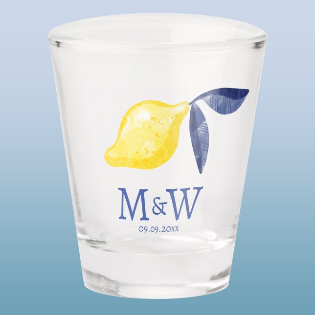 Vaso De Chupito Iniciales de la Pareja de Limón Monograma Fecha (Lemon watercolor Mediterranean wedding couple monogram initials date shot glass)