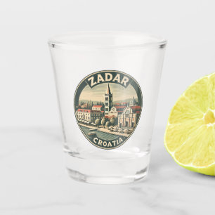 Vaso De Chupito Insignia de arte de viajes de Ilustracion de Croac