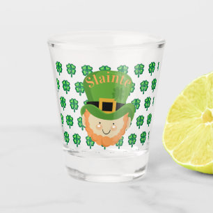 Vaso De Chupito Leprechaun irlandés delgado y shamrock
