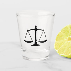 Vaso De Chupito Ley sobre escalas de justicia de Ipsa Loquitur