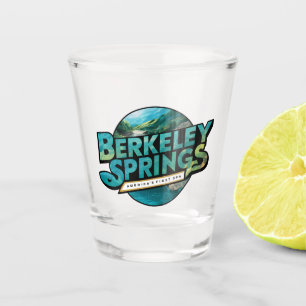 Vaso De Chupito Logo de viaje del Ilustracion Berkeley Springs
