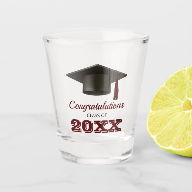 Vaso De Chupito Maroon oscuro felicita a graduado universitario (Anverso)