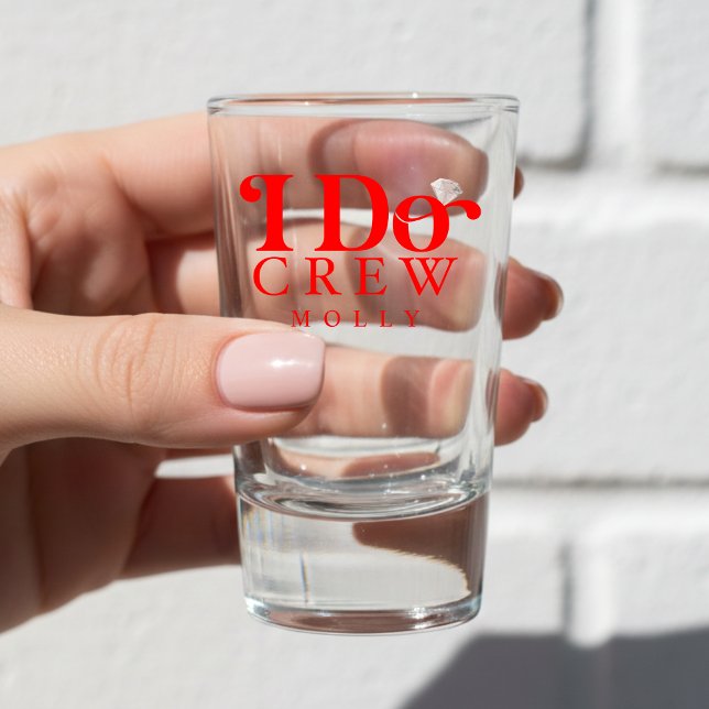 Vaso De Chupito Modern I Do Crew Bold Red Bridesmaid (Get the crew together in style with this trendy "I Do Crew" design!)