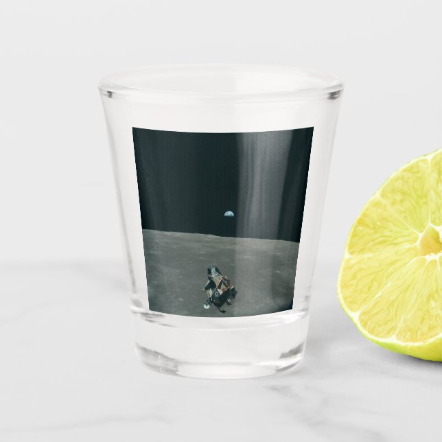 Vaso De Chupito Módulo Lunar Apolo y salida de la Tierra sobre la  (Anverso)