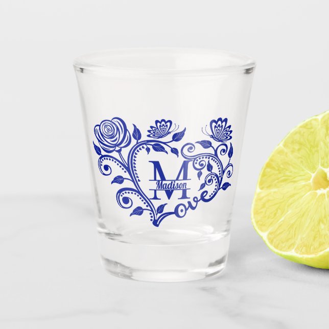 Vaso De Chupito Monograma floral azul de la marina personalizada M (Anverso)