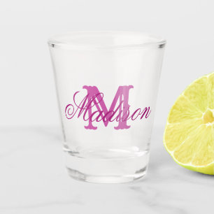 Vaso De Chupito Monograma y nombre de color rosado