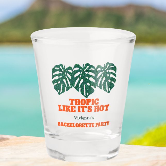 Vaso De Chupito Monstera, Purpurina del Partido de la Bachillerato (Tropical bachelorette party favor shot glass Tropic like it's hot glitter monstera green and orange)