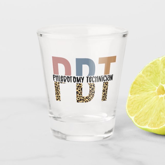 Vaso De Chupito PBT Phlebotomy Technician Leopard Print (Anverso)