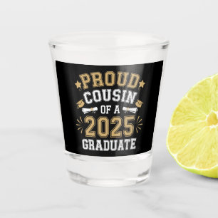 Vaso De Chupito Primo Orgulloso De La Graduación Familiar De Un Gr