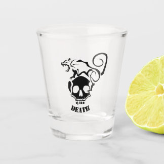 Vaso De Chupito Rata furiosa en un cráneo malvado