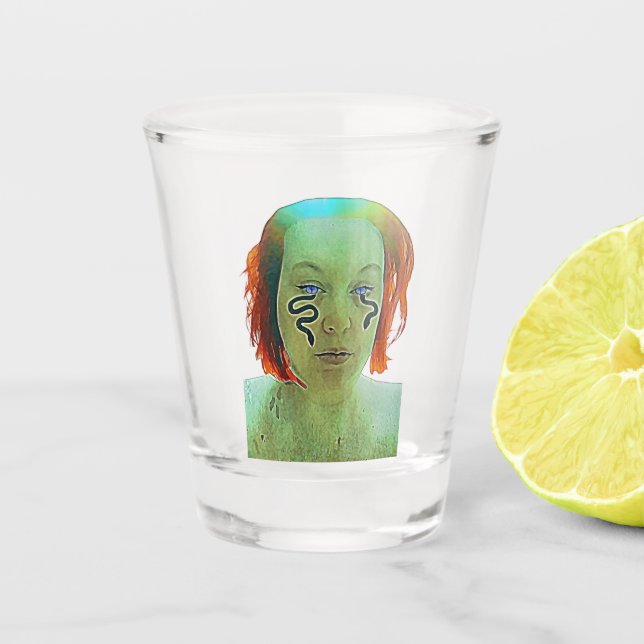 Vaso De Chupito Retrato de mujer serpiente (Anverso)
