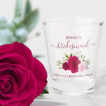 Vaso De Chupito Rosas del Boho rosa caliente Boda elegante de la d<br><div class="desc">Estas hermosas gafas de tiro son una manera divertida y reflexiva de agradecer a sus bodas damas de honor. Cuentan con un bonito diseño de moda boho con elegantes letras de guión y un grupo de rosas acuáticos pintados a mano en tonos rosa cálido, magenta y rubor, además de hojas...</div>