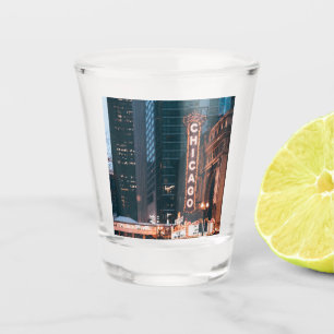 Vaso De Chupito Rótulo Neon de Chicago de noche