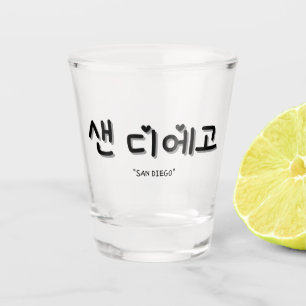 Vaso De Chupito San Diego 샌 디 에 고 en un SOJU coreano incen