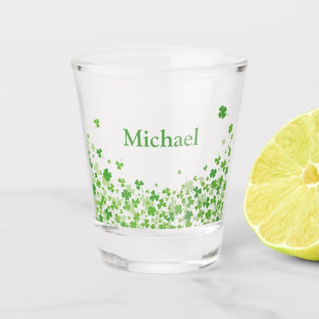 Vaso De Chupito Shamrock personalizado del Día de San Patricio (Anverso)