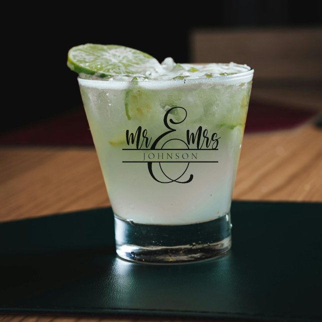 Vaso De Chupito Sr. y Sra. Newlyw Couple Gifts (Subido por el creador)