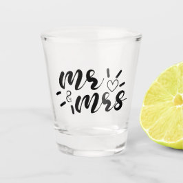 Vaso De Chupito Sr. y Sra. typography con corazones boda