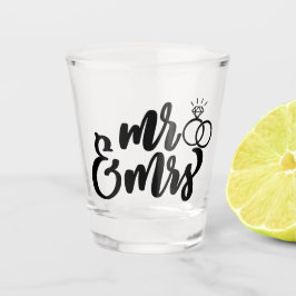 Vaso De Chupito Sr. y Sra. typography con corazones boda