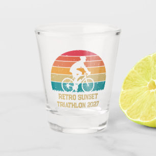 Vaso De Chupito Triatlón personalizado de ciclismo retro atardecer