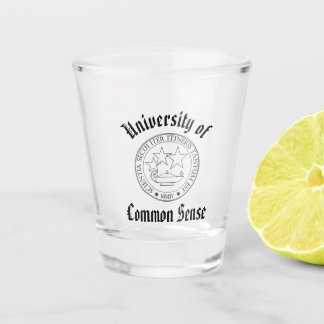 Vaso De Chupito Universidad de Sentido Común
