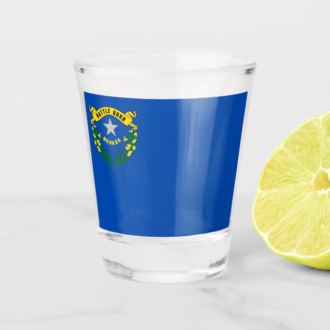 Vaso De Chupito Vidrio patriótico con bandera de Nevada (Anverso)